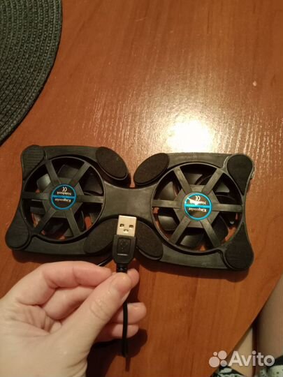 Подставка с охлаждением для ноутбука