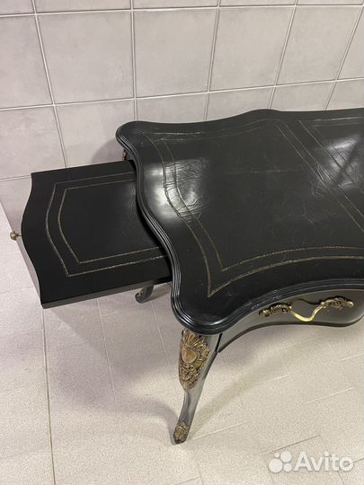 Письменный стол