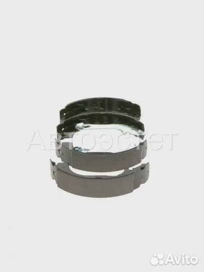 Тормозные колодки барабанные задний мост 0 986 487 717