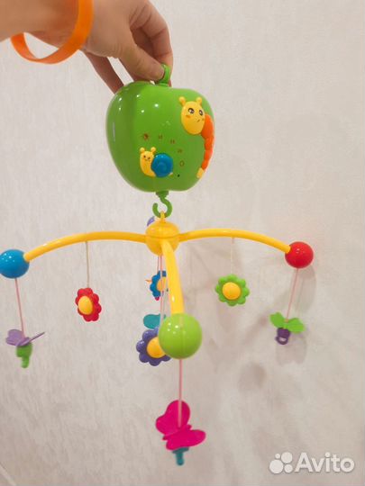 Мобиль на кроватку с проектором