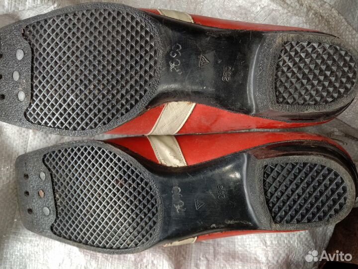 Лыжные ботинки СССР