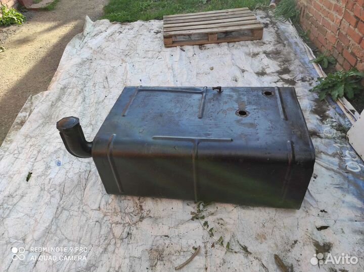 Бак топливный Урал на 300 лит