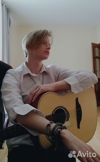 Преподаватель по гитаре