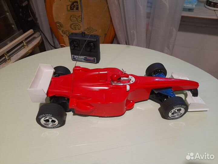 Радиоуправляемая машинка Burn.Новая