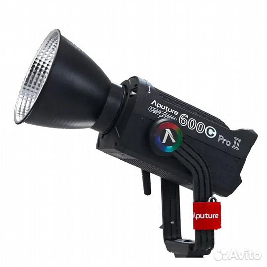 Осветитель Aputure LS 600c Pro II (V-mount)