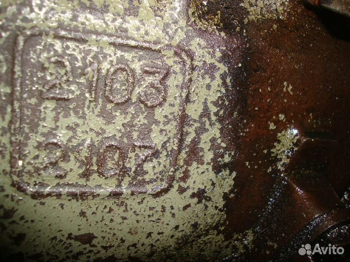 Продам б/у двигатель ваз-2103 (карбюратор)