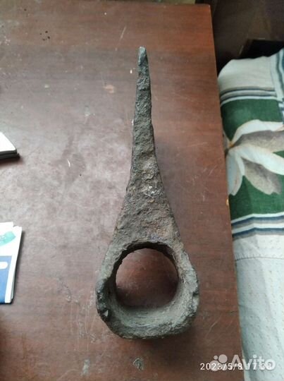 Топор старинный 9-11вв