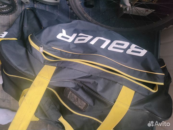 Хоккейный баул на колесах bauer