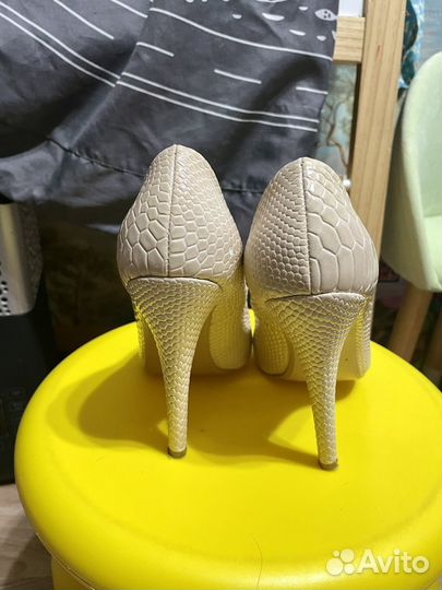 Туфли женские