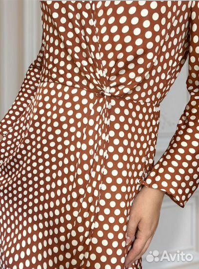 Платья в горошек