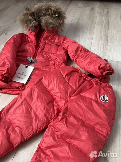 Зимний комбинезон Moncler