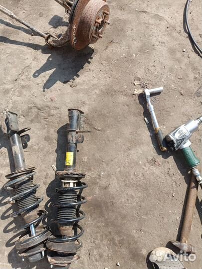 Задняя левая стойка Chevrolet Lacetti