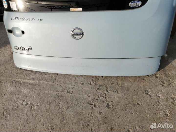 Дверь багажника Nissan Cube Z11