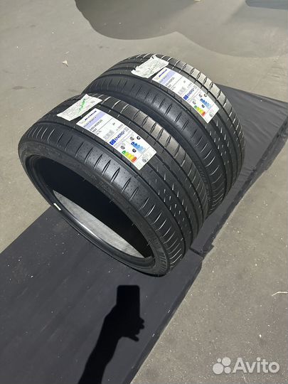 Michelin Pilot Sport 4 245/40 R20 99Y