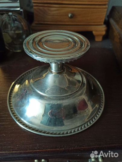 Вазочка на ножке, орешница из серебра