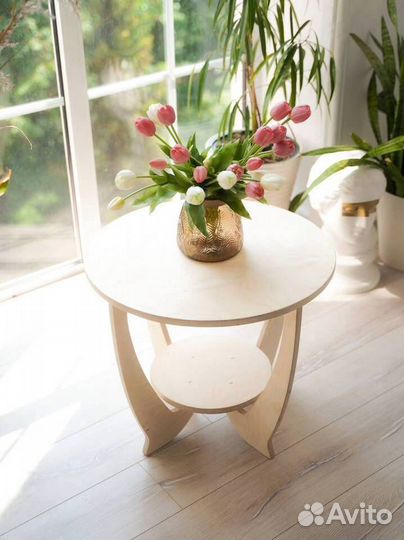 Деревянный стол уличный