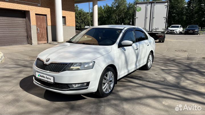 Skoda Rapid 1.6 AT, 2018, 149 000 км