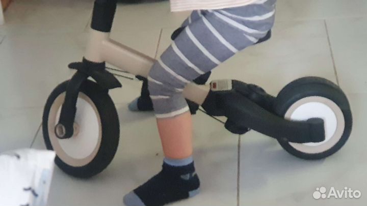 Велосипед беговел 3 в 1