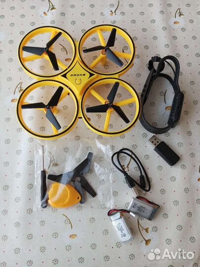 Квадрокоптер ZF04 drone