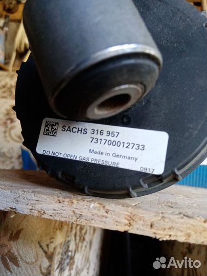 Пневмоподушка кабины