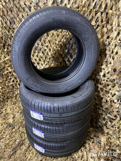 Michelin Energy Saver + 215/60 R16 95H