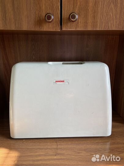 Швейная машинка janome sewist 525S бу