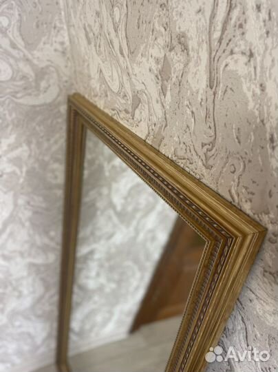 Продам зеркало в раме