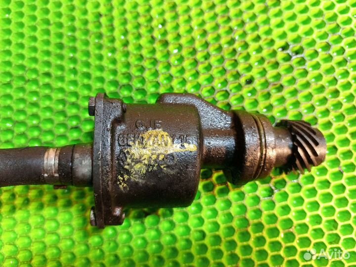 Насос вакуумный Volkswagen Passat