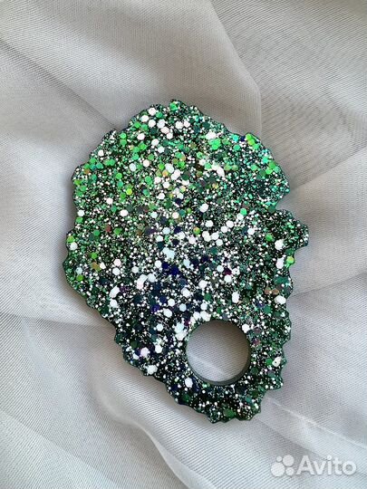 Палитра для макияжа из эпоксидной смолы