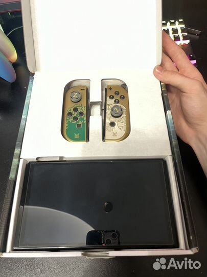 Nintendo switch oled zelda edition