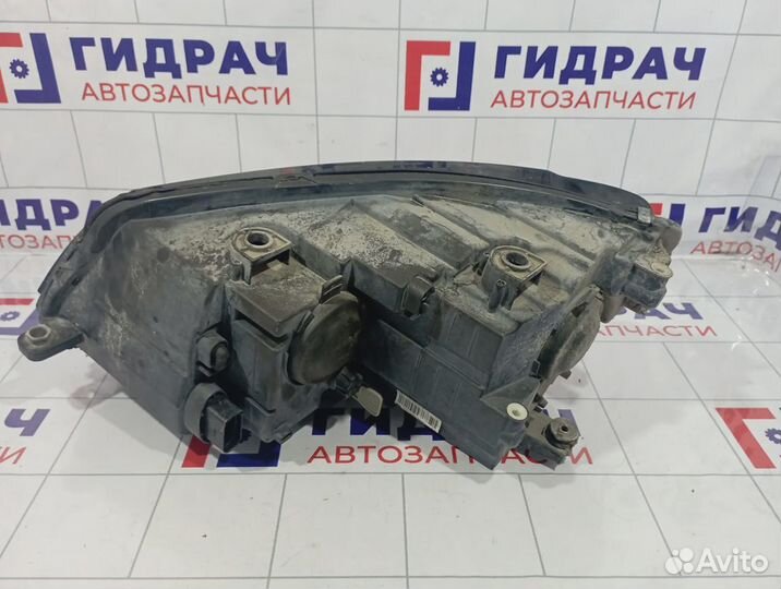 Фара правая Volkswagen Touran (1T3) 1T1941006H