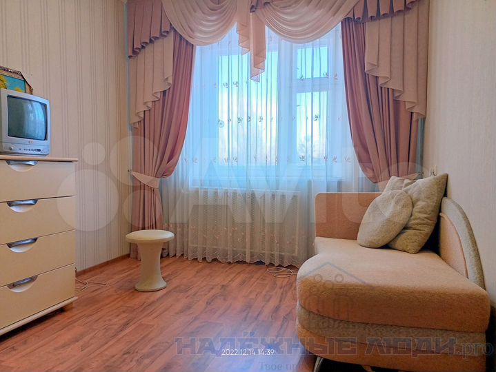 Комната 12 м² в 3-к., 2/9 эт.