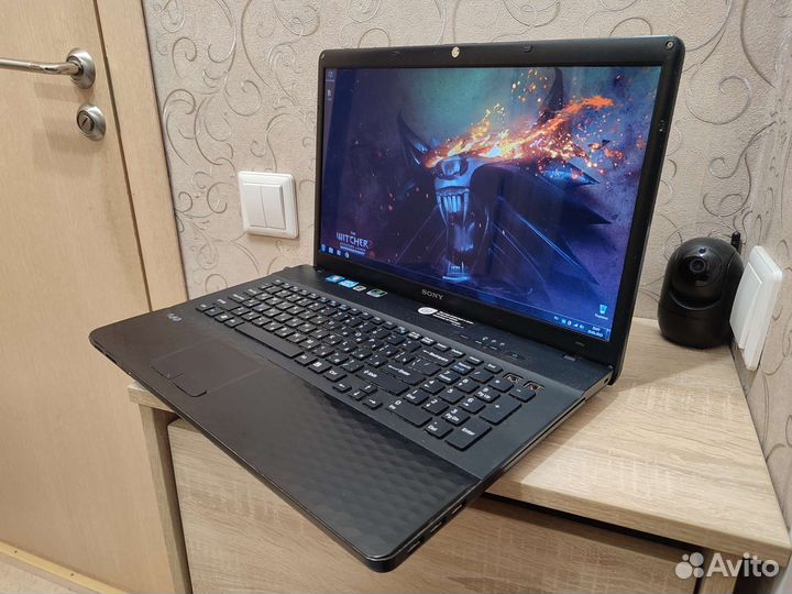 Ноутбук sony большой, core i5/ озу 8GB/ssd 240GB