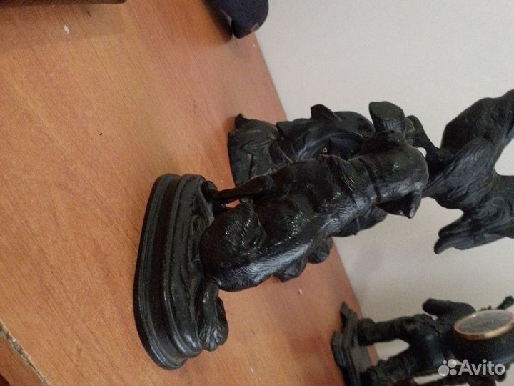 Касли собака статуэтка