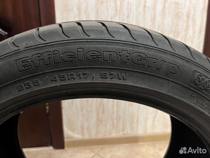 Goodyear EfficientGrip 235/45 R17 97W