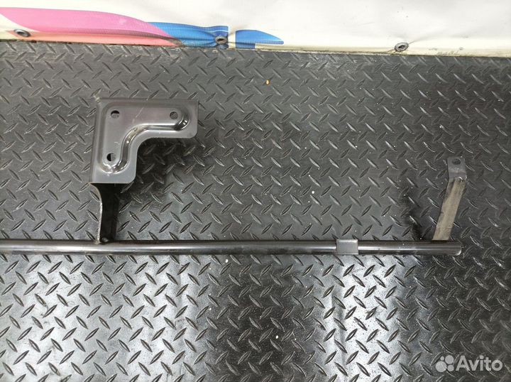 504174204 Кронштейн спальника Iveco Stralis