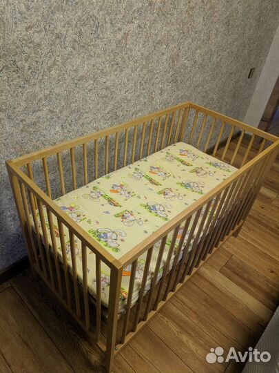 Детская кроватка
