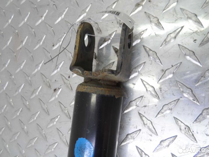 Амортизатор задний R Kia Optima 3 (TF) 553004C220