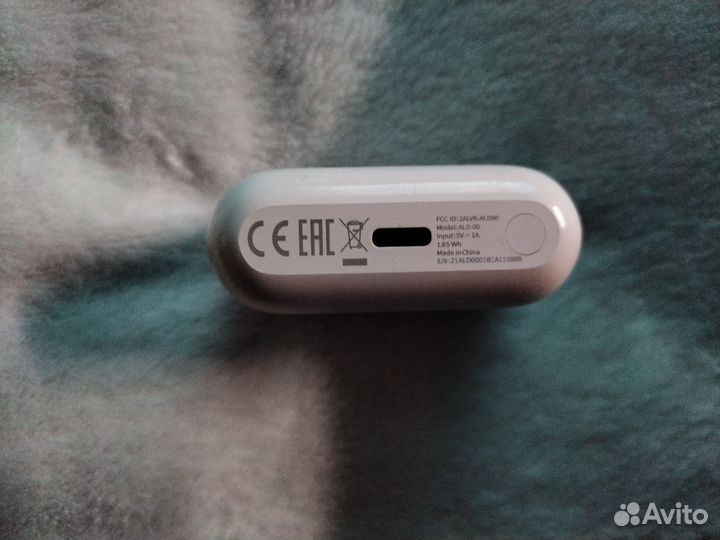 Беспроводные наушники honor