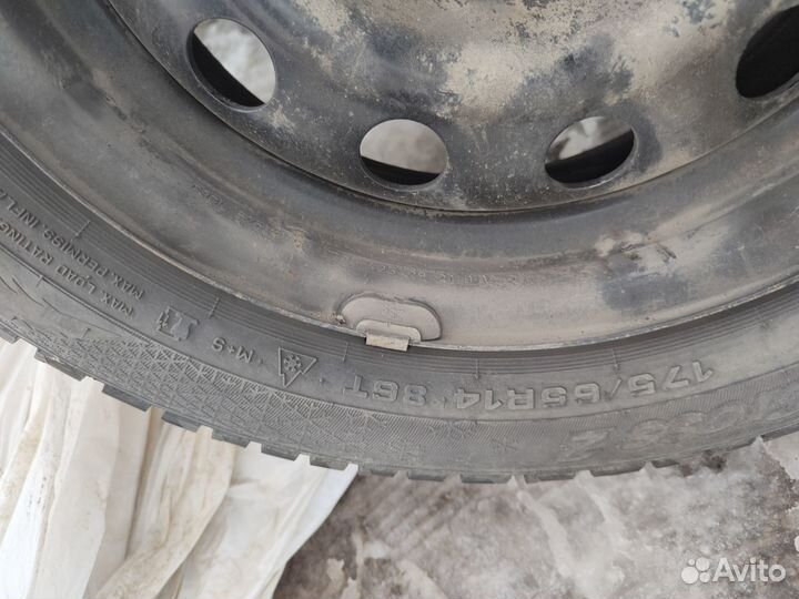 Продам зимние колеса