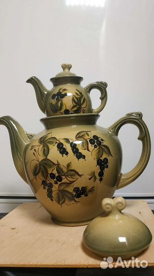 Набор из двух чайников