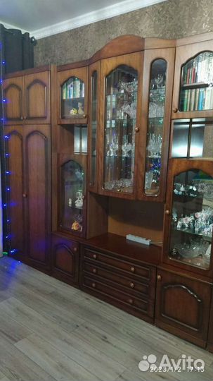 Стенка в гостиную