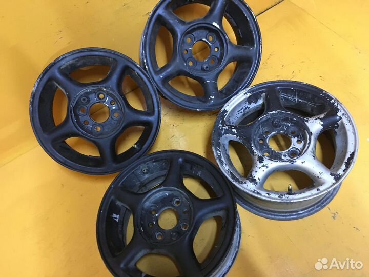 Есть сварка. 4 шт. Диски - диаметр 13 PCD 4х98 Elb