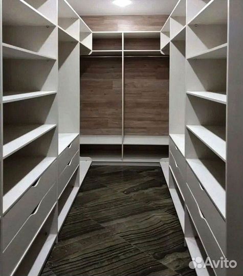 Гардеробная в нишу