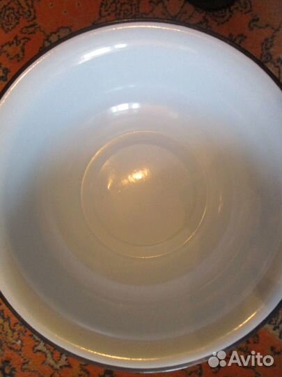 Тазы Эмалированные разные СССР. См. в описание