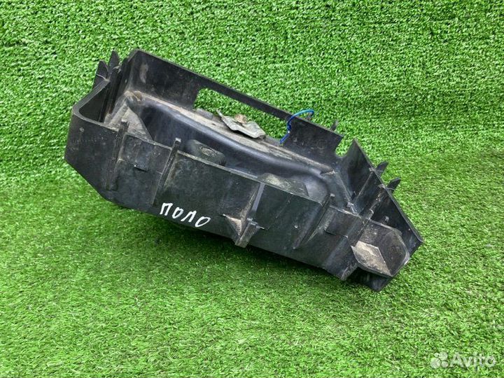 Площадка Акб Volkswagen Polo 5