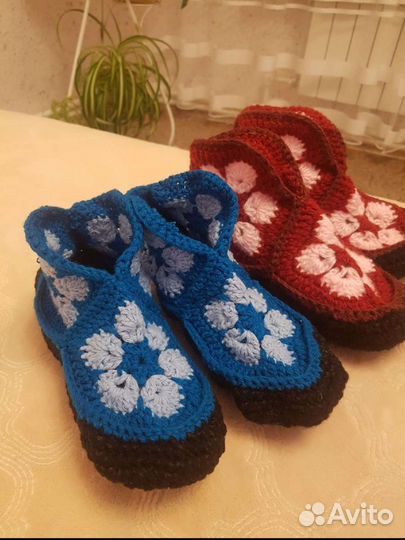 Продам коврики, тапочки, подушки ручной работы