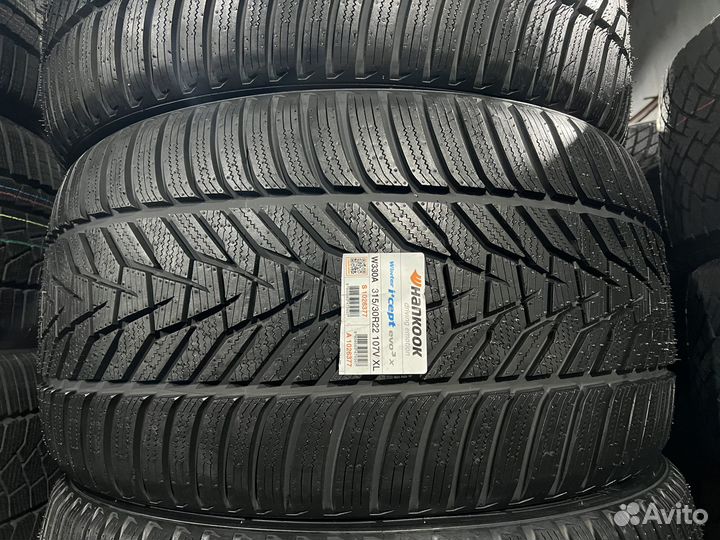 Hankook Winter I'Cept Evo 3 X W330A 315/30 R22 и 285/35 R22 110V