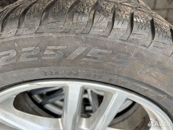 Pirelli Winter Sottozero 3 225/55 R17