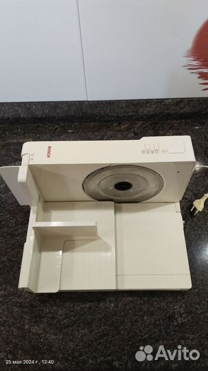 Ломтерезка,слайсер экектрический 